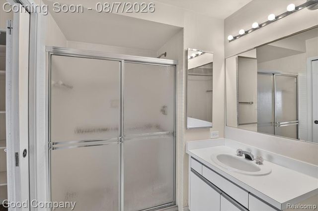 5000 Town Center 1402, Southfield, MI 48075