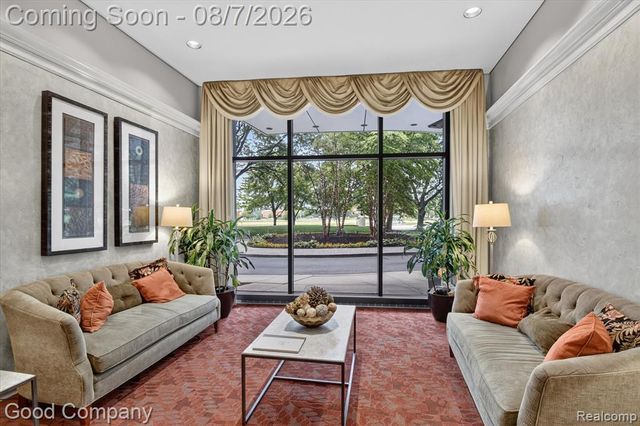 5000 Town Center 1402, Southfield, MI 48075