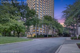5000 Town Center 1402, Southfield, MI 48075