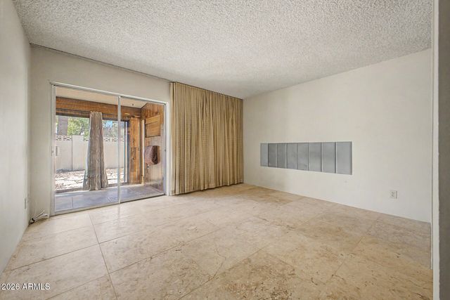913 E LAGUNA Drive, Tempe, AZ 85282
