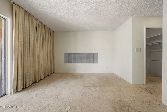 913 E LAGUNA Drive, Tempe, AZ 85282