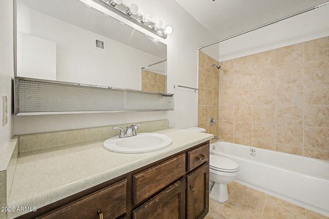 913 E LAGUNA Drive, Tempe, AZ 85282