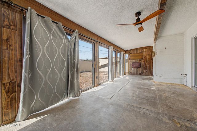 913 E LAGUNA Drive, Tempe, AZ 85282