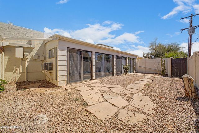 913 E LAGUNA Drive, Tempe, AZ 85282
