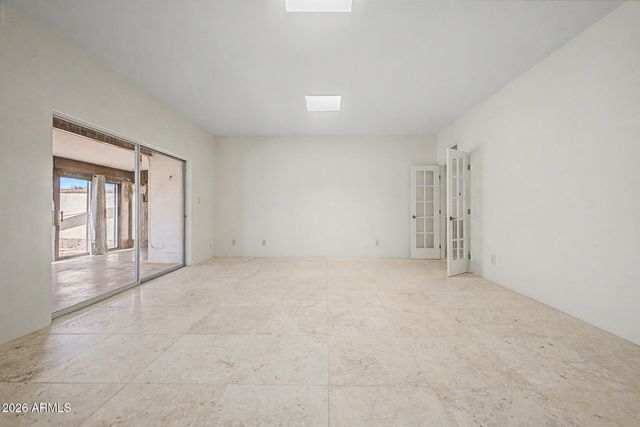 913 E LAGUNA Drive, Tempe, AZ 85282