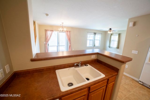 150 W Paseo Celestial, Sahuarita, AZ 85629