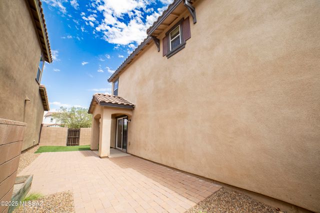 150 W Paseo Celestial, Sahuarita, AZ 85629