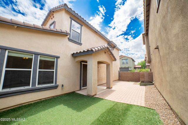 150 W Paseo Celestial, Sahuarita, AZ 85629