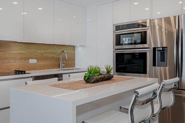 2301 Collins Ave 739, Miami Beach, FL 33139