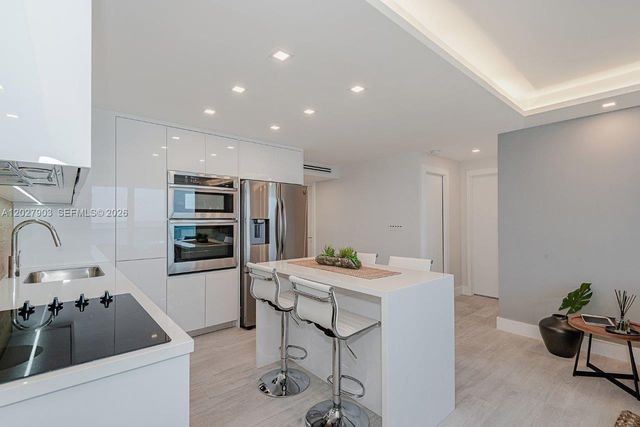 2301 Collins Ave 739, Miami Beach, FL 33139