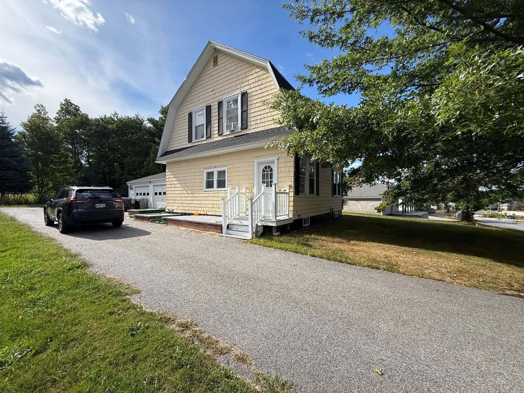 651 Pleasant Street, Lewiston, ME 04240 — exterior