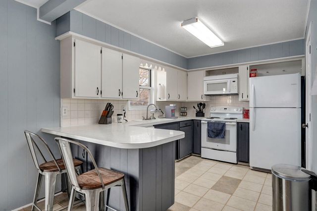 1707 W Glenwood Street, Springfield, MO 65807