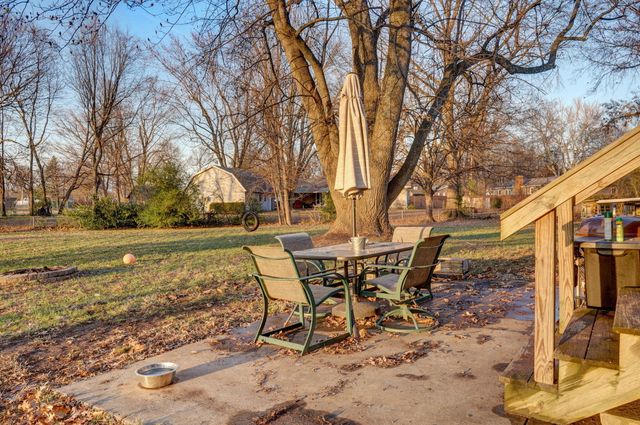 1707 W Glenwood Street, Springfield, MO 65807