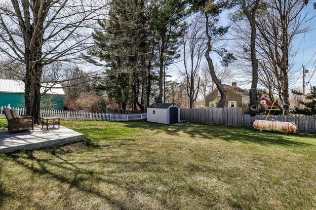 9 Hillcrest Avenue, Pembroke, NH 03275