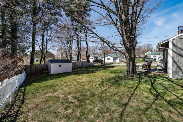 9 Hillcrest Avenue, Pembroke, NH 03275