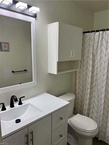 30 Williamson Park Dr Apt C, Newport News, VA 23608