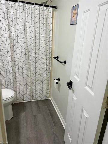 30 Williamson Park Dr Apt C, Newport News, VA 23608