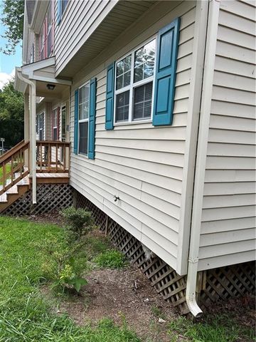 30 Williamson Park Dr Apt C, Newport News, VA 23608