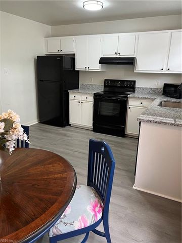 30 Williamson Park Dr Apt C, Newport News, VA 23608