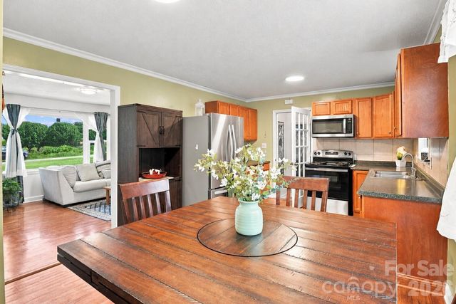 515 Lakewood Drive, Gastonia, NC 28056