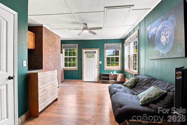 515 Lakewood Drive, Gastonia, NC 28056