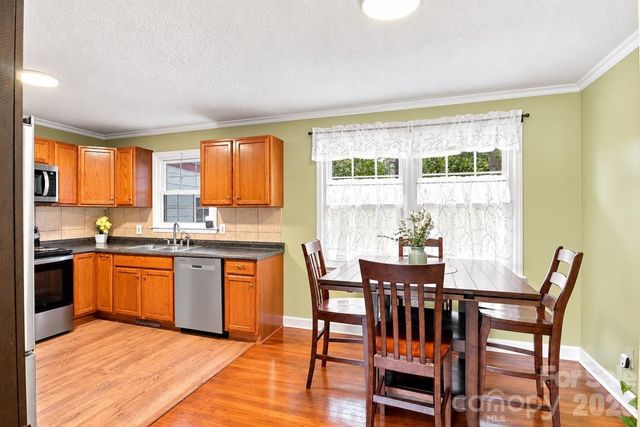 515 Lakewood Drive, Gastonia, NC 28056