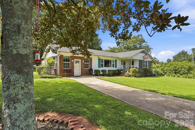 515 Lakewood Drive, Gastonia, NC 28056