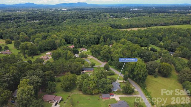 515 Lakewood Drive, Gastonia, NC 28056