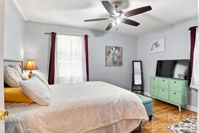 515 Lakewood Drive, Gastonia, NC 28056