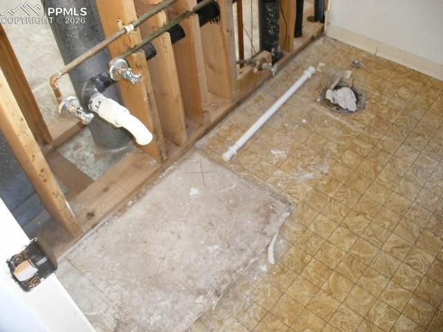 2195 Farnsworth Drive, Colorado Springs, CO 80916