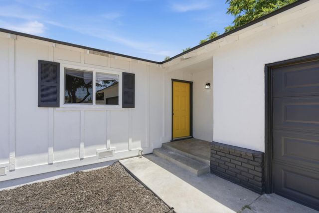 4619 E Dwight Way, Fresno, CA 93702
