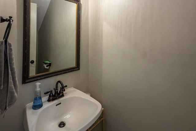 143 HARBOR ISLE CIR N, Memphis, TN 38103