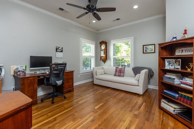 143 HARBOR ISLE CIR N, Memphis, TN 38103