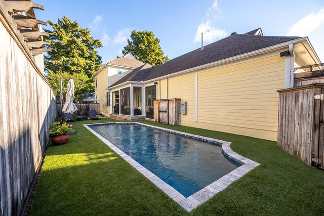 143 HARBOR ISLE CIR N, Memphis, TN 38103