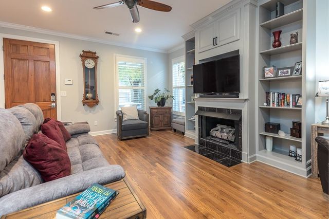 143 HARBOR ISLE CIR N, Memphis, TN 38103