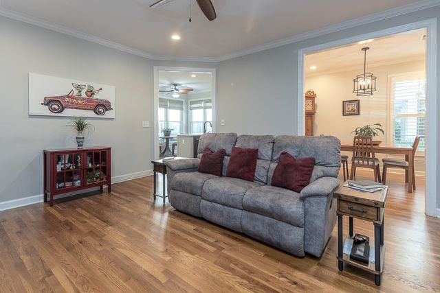 143 HARBOR ISLE CIR N, Memphis, TN 38103