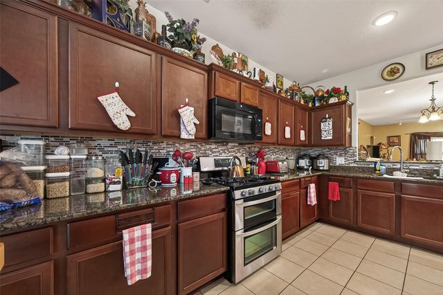 1019 Arnica Street, Baytown, TX 77521