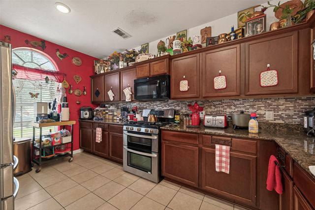 1019 Arnica Street, Baytown, TX 77521