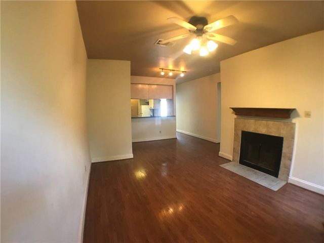 806 W 24th ST 232, Austin, TX 78705
