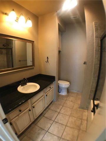 806 W 24th ST 232, Austin, TX 78705