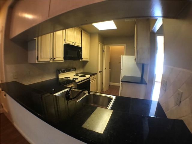 806 W 24th ST 232, Austin, TX 78705