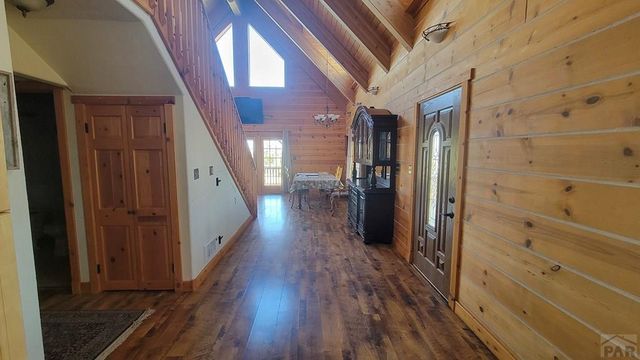 3425 Vaughn View Dr, Pueblo, CO 81005