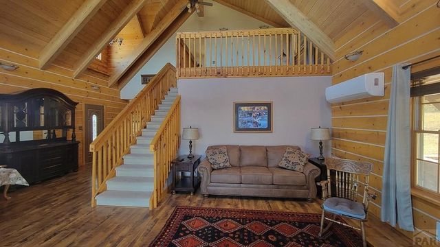 3425 Vaughn View Dr, Pueblo, CO 81005