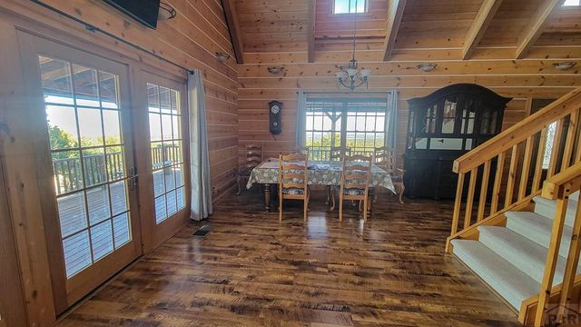 3425 Vaughn View Dr, Pueblo, CO 81005