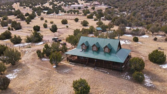 3425 Vaughn View Dr, Pueblo, CO 81005