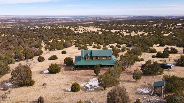 3425 Vaughn View Dr, Pueblo, CO 81005