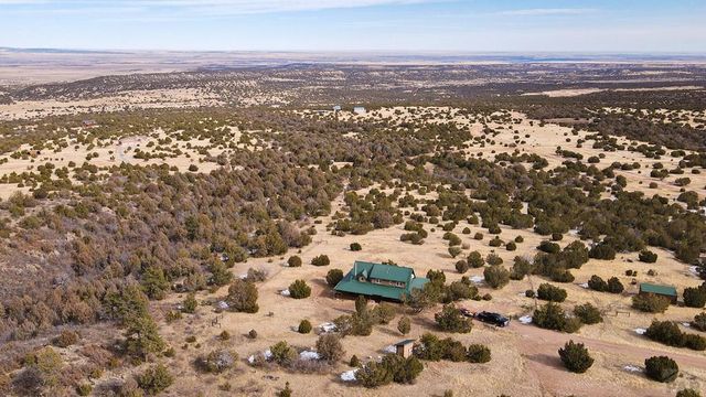 3425 Vaughn View Dr, Pueblo, CO 81005