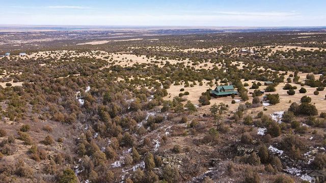 3425 Vaughn View Dr, Pueblo, CO 81005