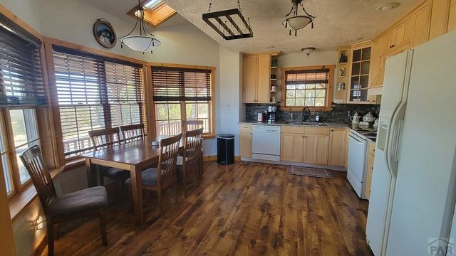 3425 Vaughn View Dr, Pueblo, CO 81005