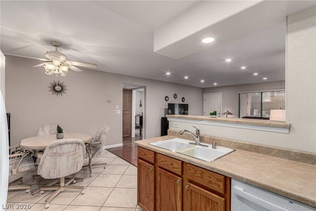 1575 West Warm Springs Road 1813, Henderson, NV 89014